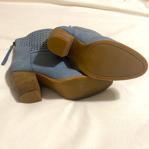 Nine West bootie - Picture 2 of 2